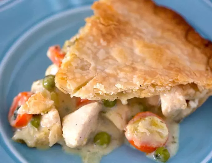 easy chicken pot pie with pie crust
