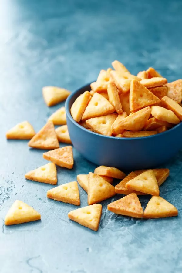 triangle cheese crackers