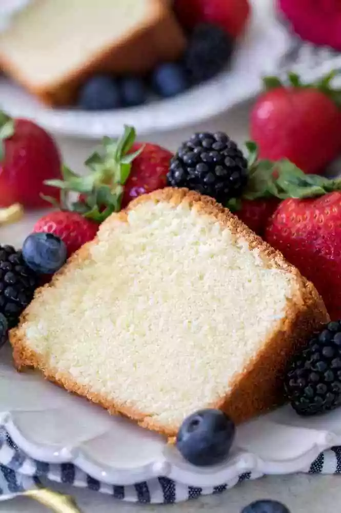 Supremely Delicious Old Fashioned Butter Pound Cake Recipe - Hina Munawar