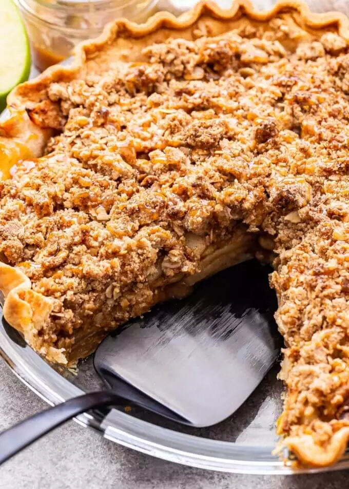 Apple Crumble Pie With Oats Recipe
