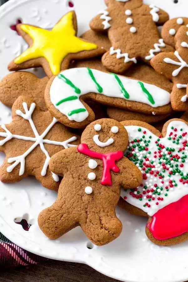 Soft gingerbread cookies with icing