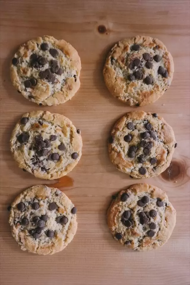 how to make soft cookies crispy again