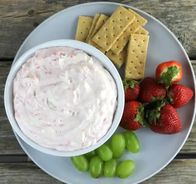 Strawberry Cheesecake Dip