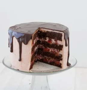 Chocolate Strawberry Cake