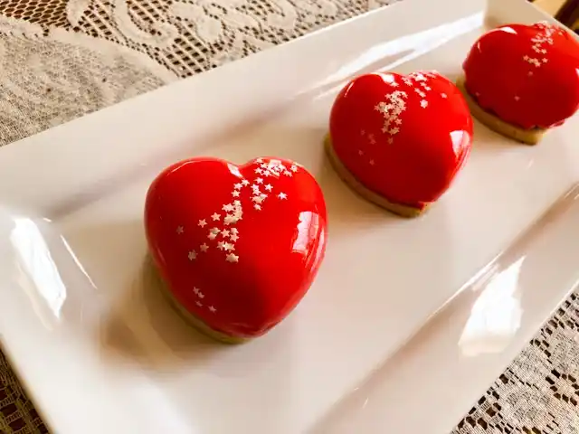 Mini Heart Mousse Cakes