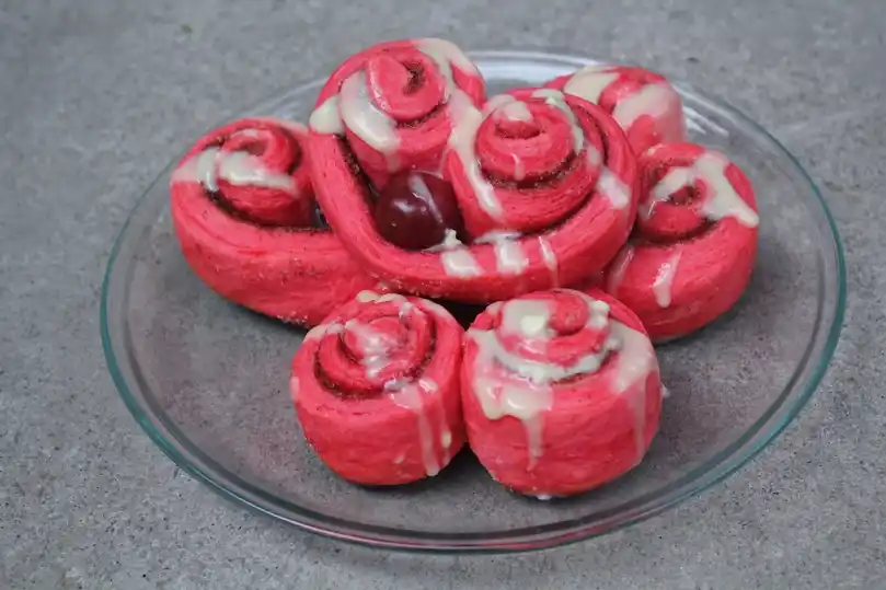 Red Velvet Cinnamon Rolls