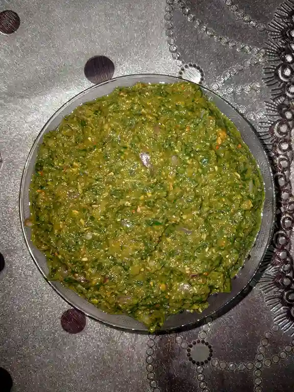 Sweet & Spicy Mulberry Mint Chutney